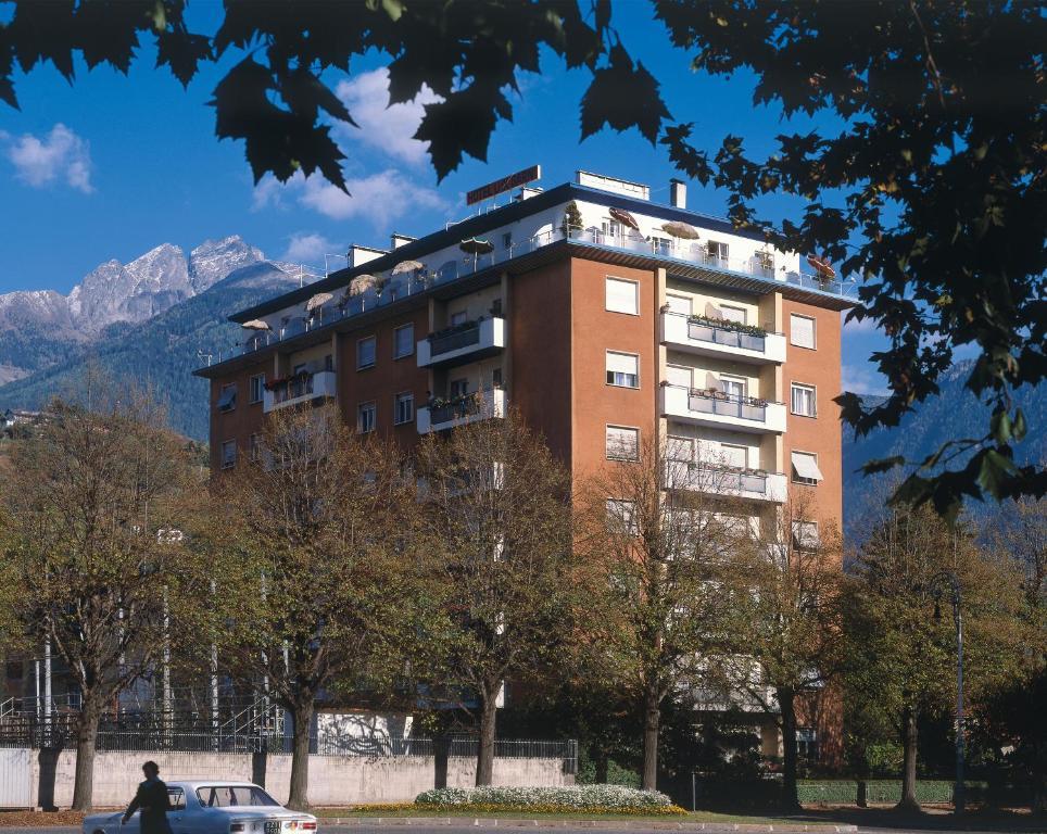 Hotel Lux Merano Extérieur photo